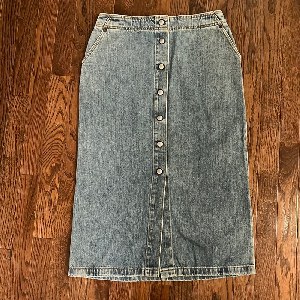 LEVIS VINTAGE DENIM SNAP FRONT SKIRT